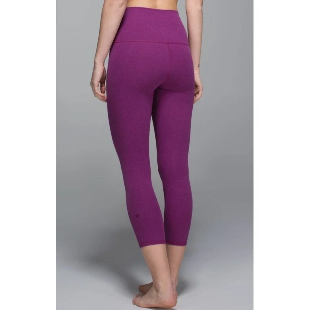 Lululemon Wunder Under Crop Cotton Roll Down Women's size 6 High Rise